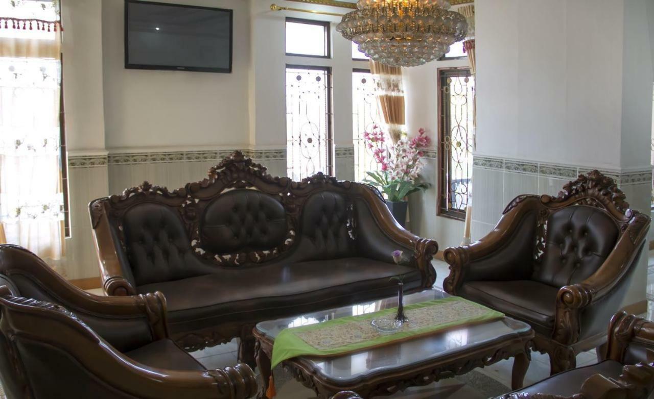 Hotel Wiwi Perkasa 2 Indramayu Екстериор снимка