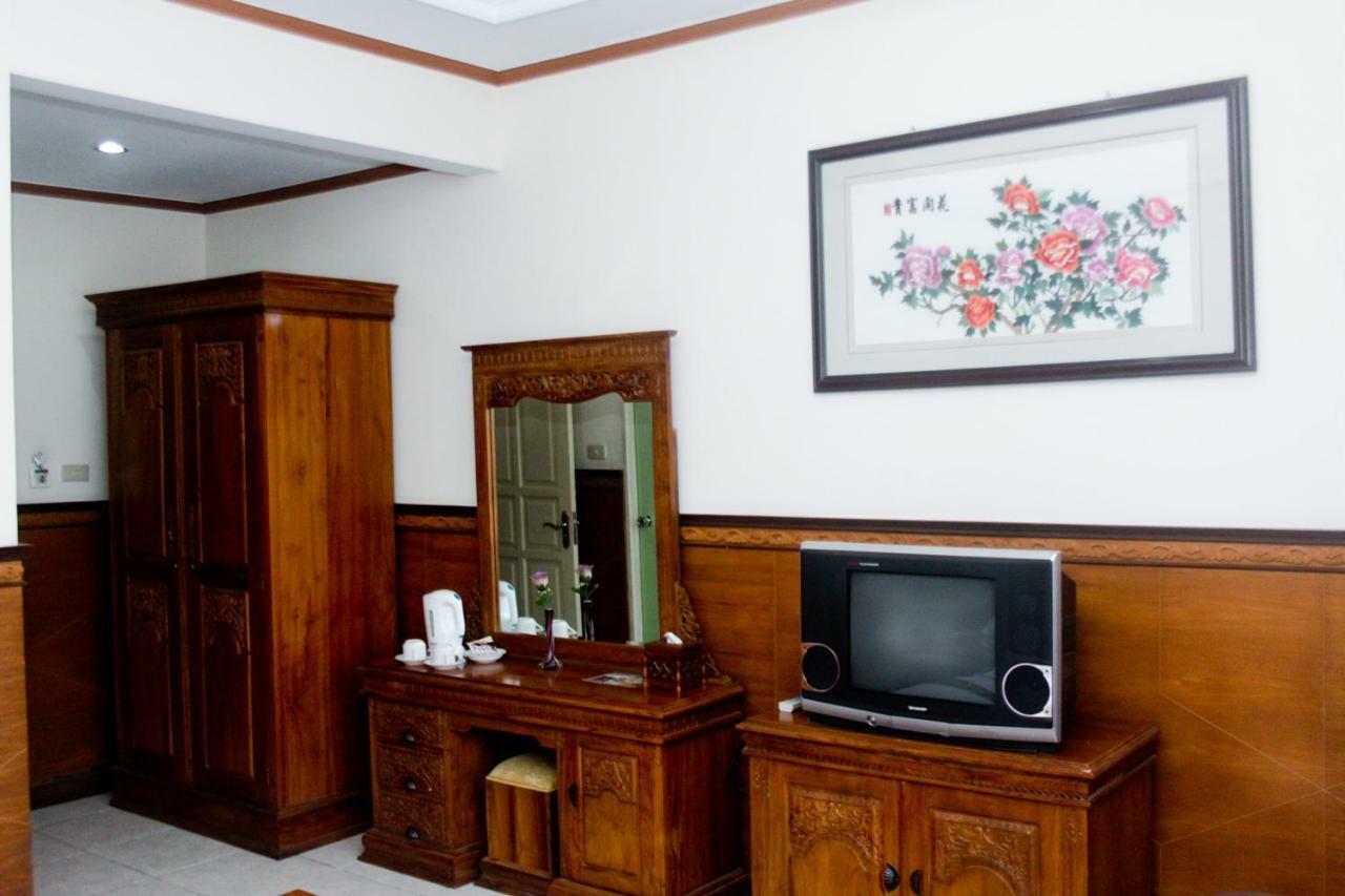 Hotel Wiwi Perkasa 2 Indramayu Екстериор снимка