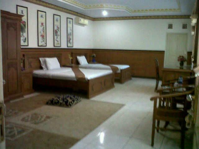 Hotel Wiwi Perkasa 2 Indramayu Екстериор снимка